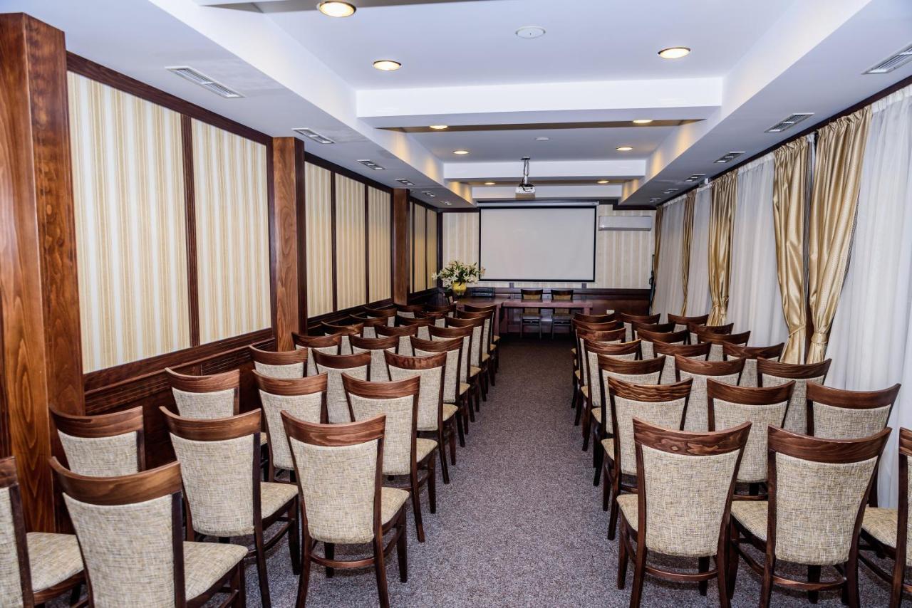 וארשץ Spa Hotel Medicus מראה חיצוני תמונה