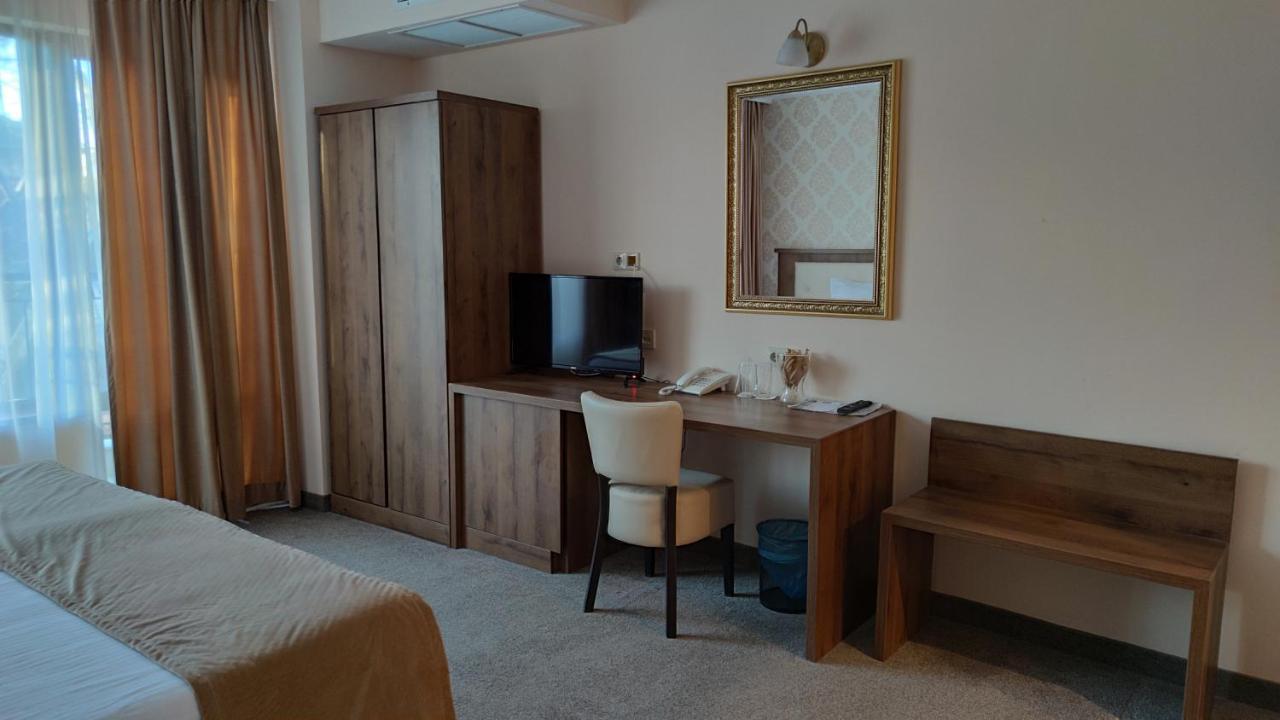 וארשץ Spa Hotel Medicus מראה חיצוני תמונה