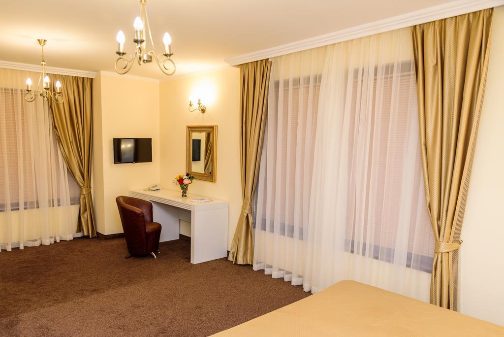 וארשץ Spa Hotel Medicus חדר תמונה