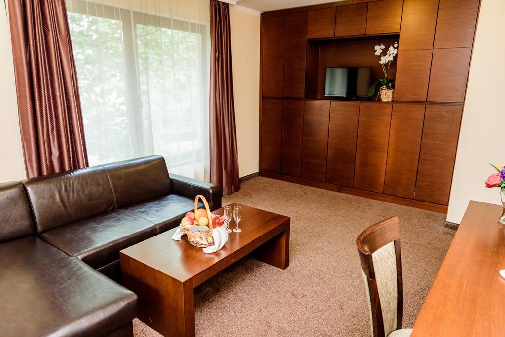 וארשץ Spa Hotel Medicus מראה חיצוני תמונה